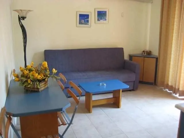 Club Meridmar Aparthotel 3*